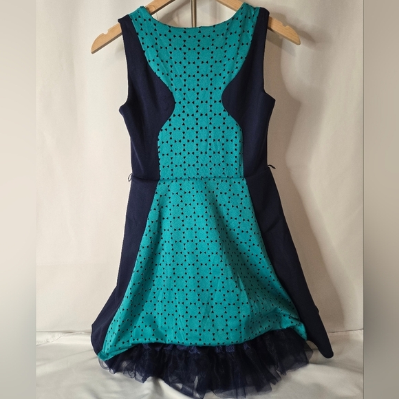 Beautees Girls Color Block Skater Dress Size 14 – Aquatic Green & Black - Picture 6 of 10